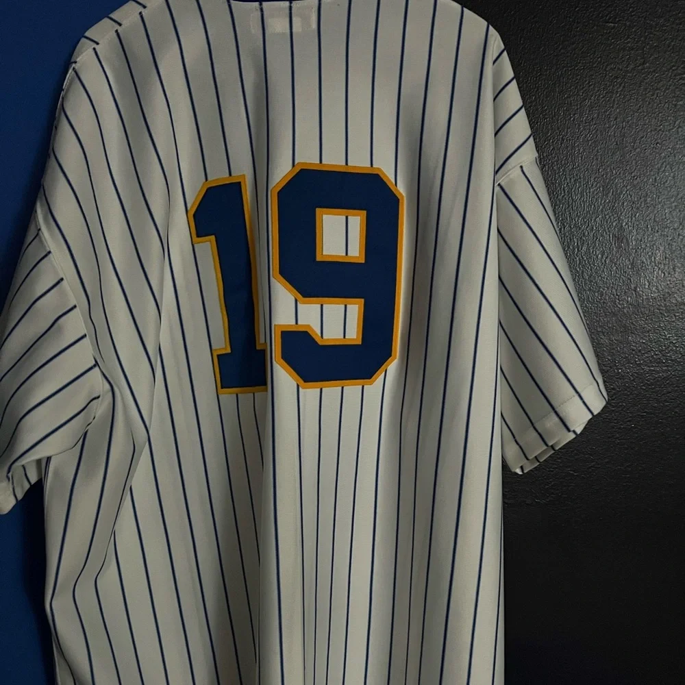 Authentic Mitchell & Ness - Picture 2 of 4